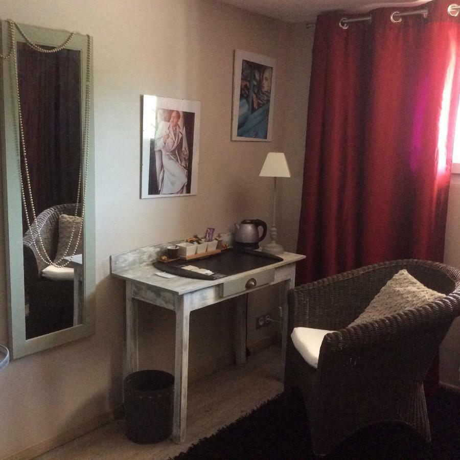 La Parenthese Bed & Breakfast Lavault-Sainte-Anne ภายนอก รูปภาพ